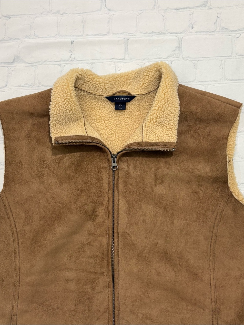 Lands End Women’s XL 18-20 Brown Faux Suede Sherpa Lined Zip Vest Winter Warm - Picture 2 of 11